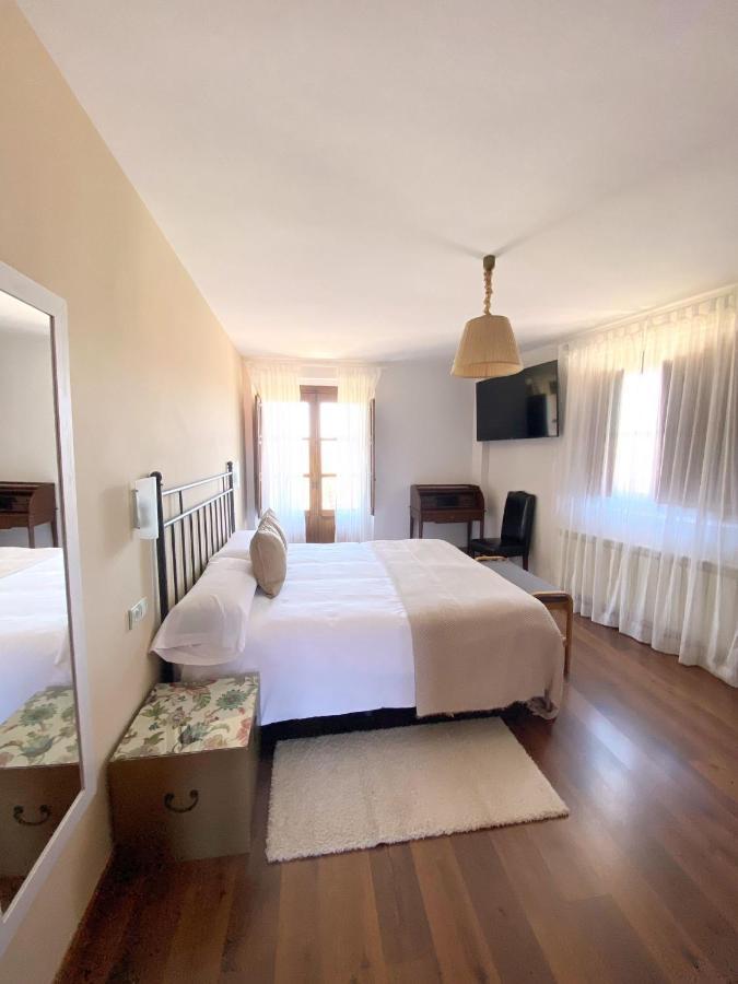 Hotel Rural Candela Y Plata Puerto de Bejar Exterior photo